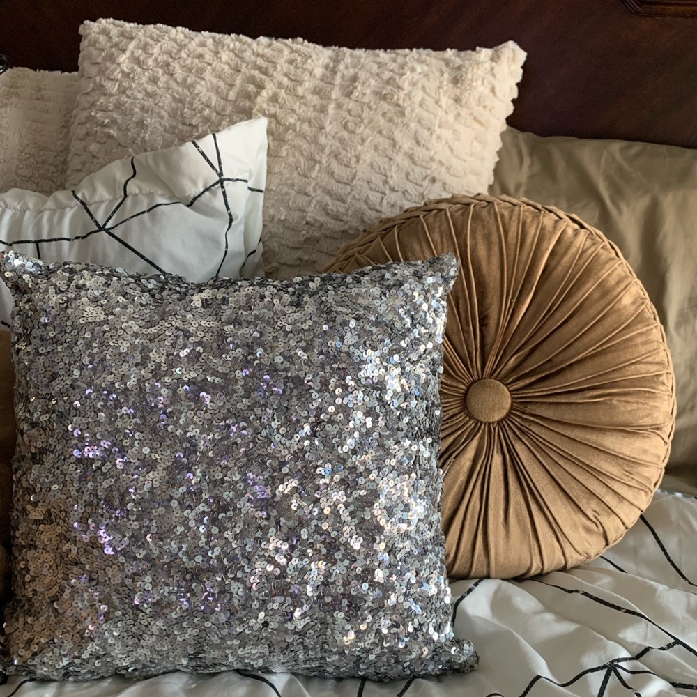 Sequin Decorative Pillow